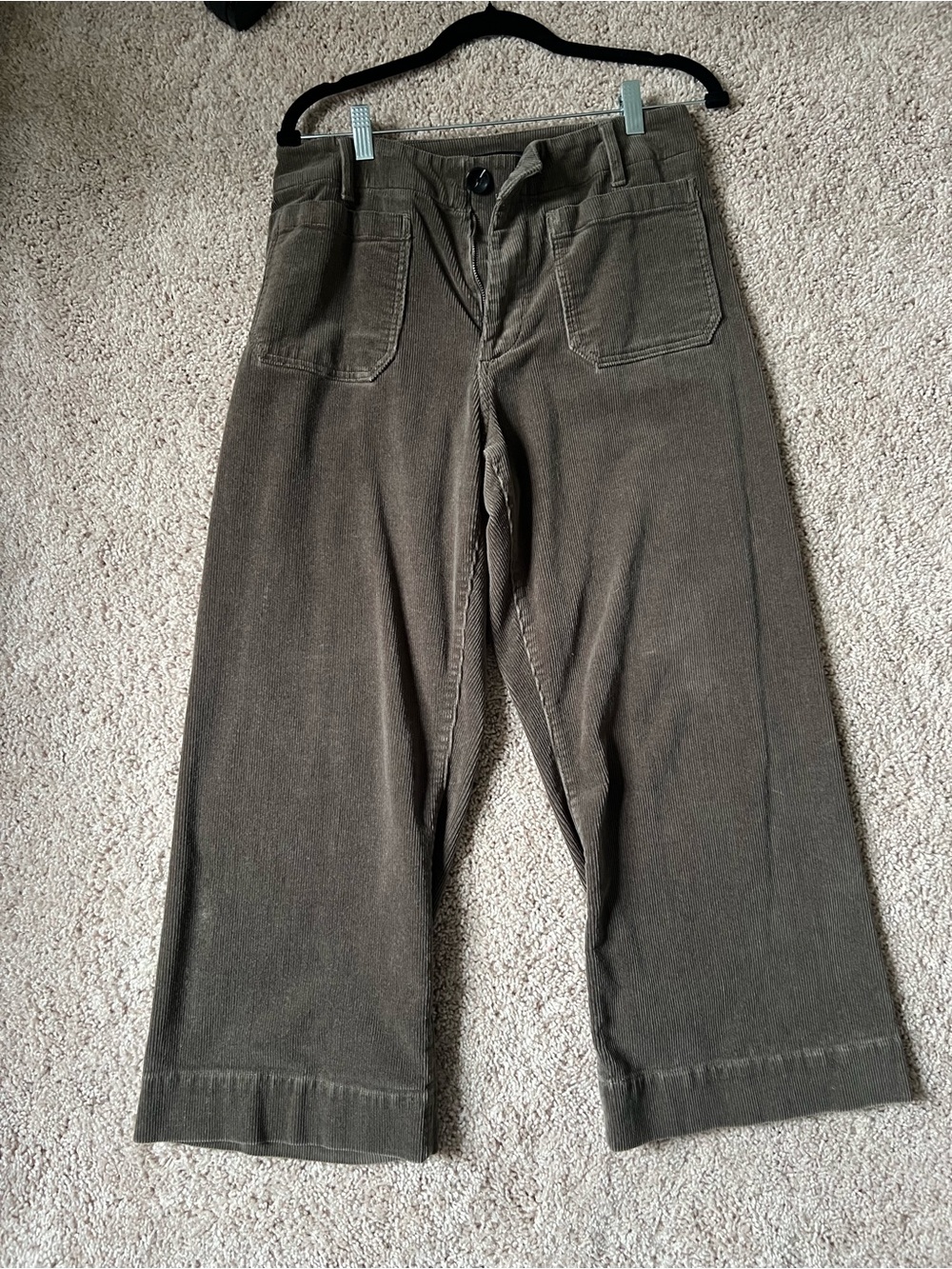 Quince Women’s Wide-Leg cropped corduroy Pants in Olive Green